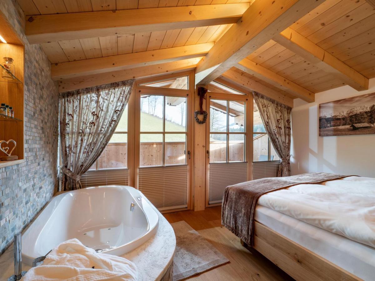 Luxusappartement Alpenliebe โอแบร์นดอร์ฟ อิน ทิโรล ภายนอก รูปภาพ